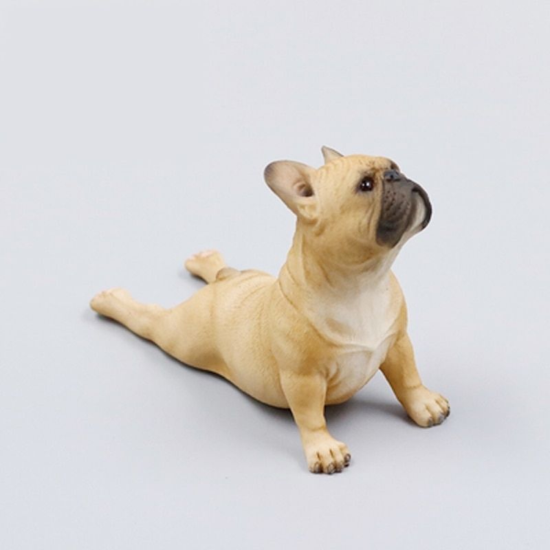 Statue Bouledogue Marron Allongé — Édition Signature
