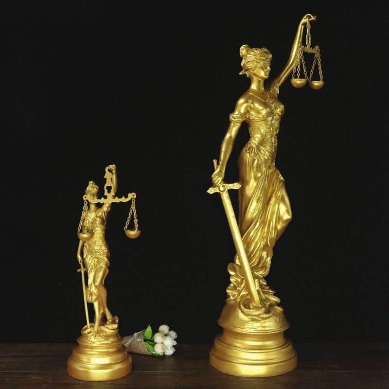 Statue Grecque: Justice