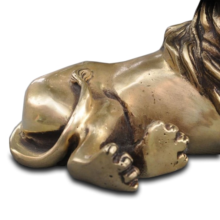 Statue Lion Couché — Édition Signature