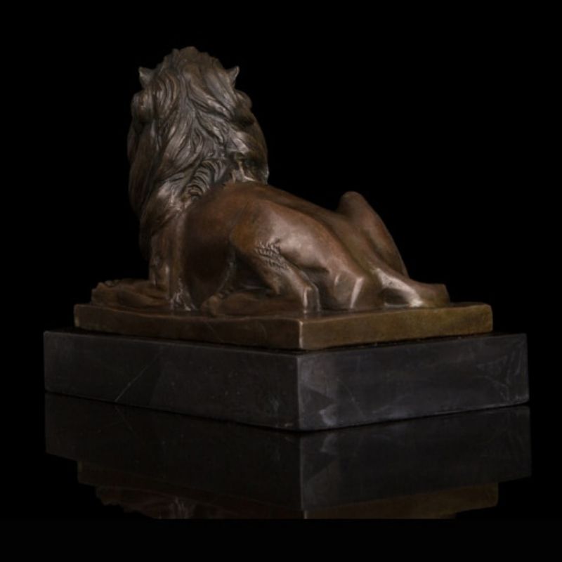Statue Lion Extérieur en Bronze – Édition Prestige