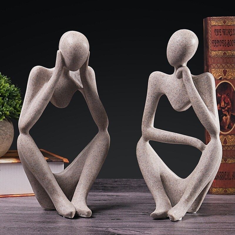 Statue Femme: Réflexion