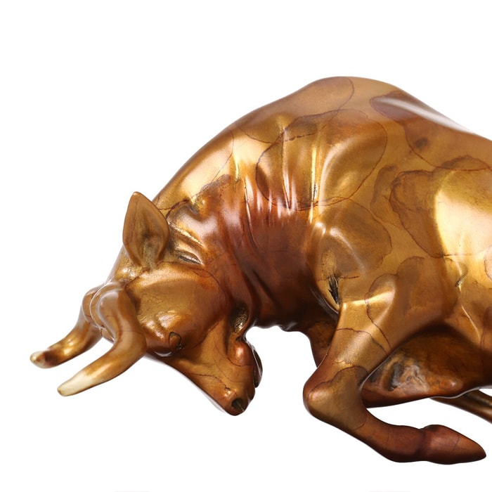 Taureau Enragé: Statue en Bronze