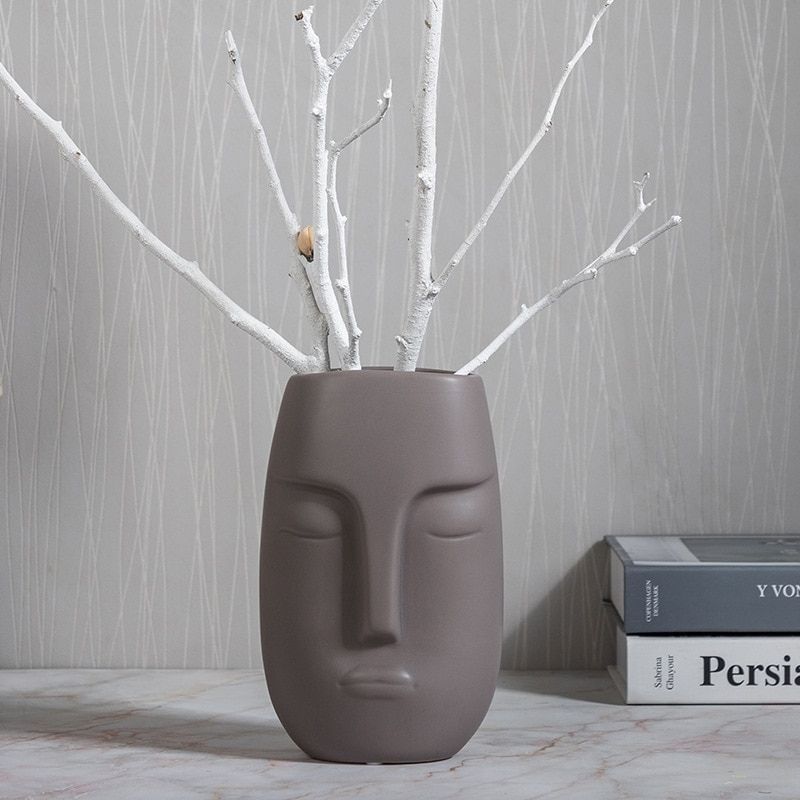 Statue Tête de Moaï — L'Icône Éternelle