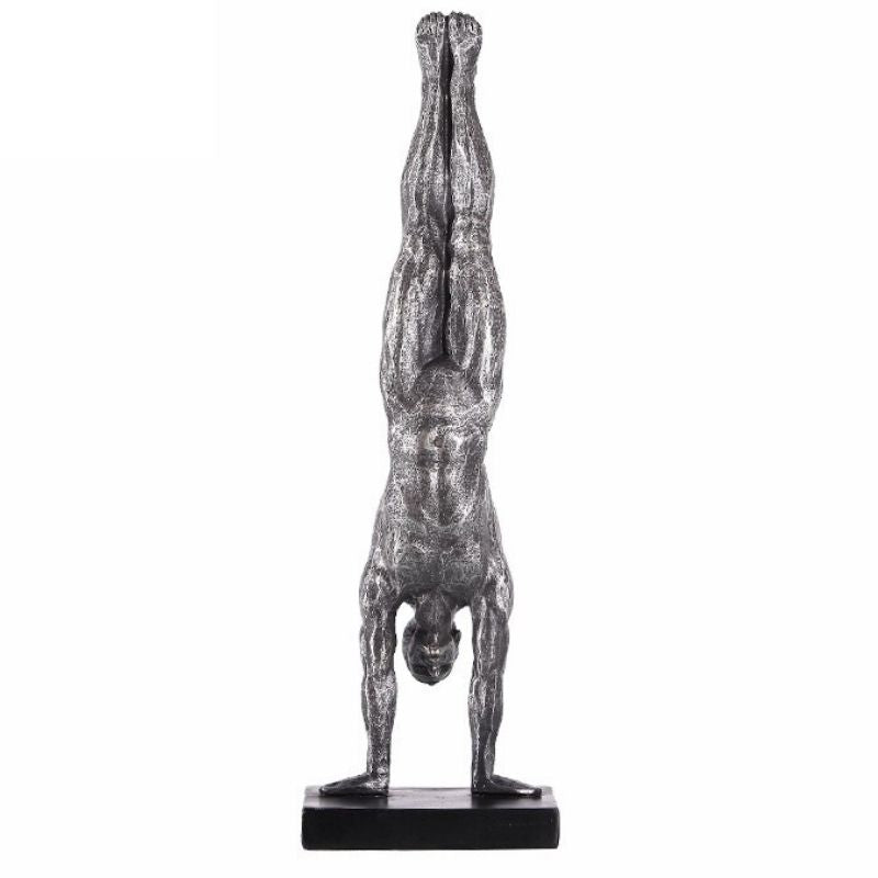 statue-homme-equilibriste