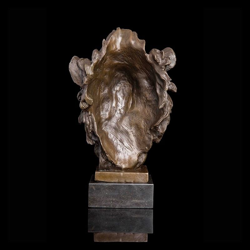 Statue Lion en Bronze – Décoration d'Intérieur Élégante