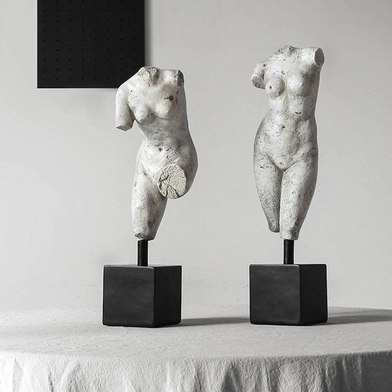 Statue Grecque: Corps Féminin