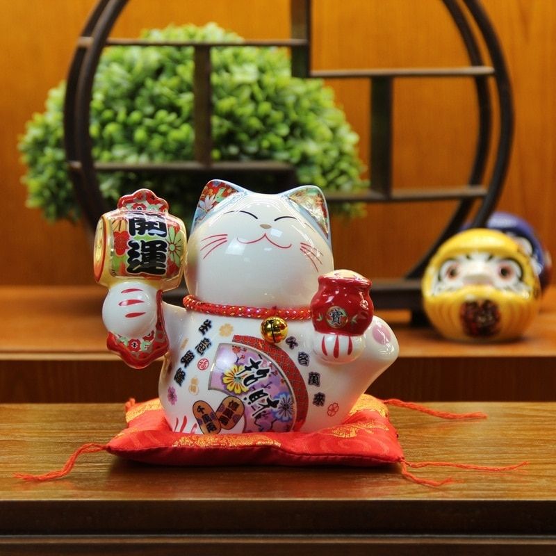 Statue Maneki Rouge Japonaise – Édition Signature
