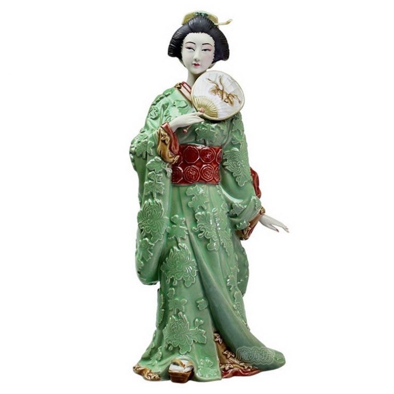 statue-femme-japonaise