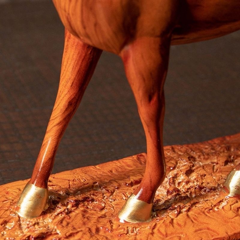 Statue Cheval en Bois – Édition Artisanale