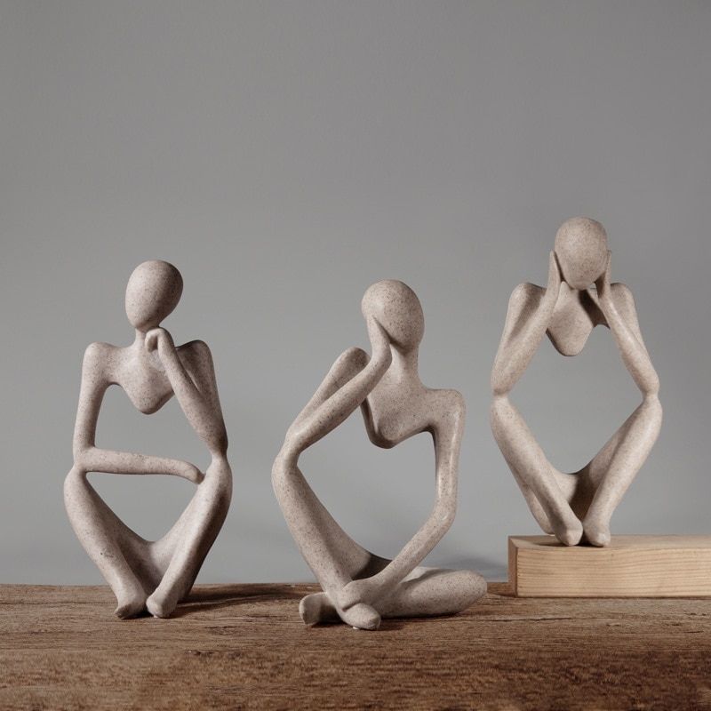 Statue Femme: Réflexion