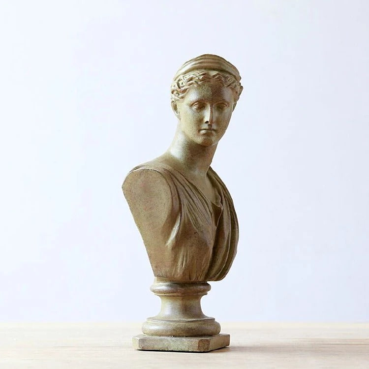 Vénus Atelier – Sculpture d’intérieur en résine patinée