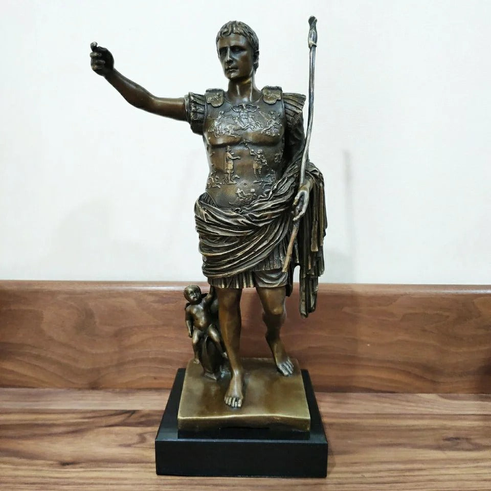 statue-dauguste-en-bronze