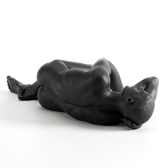 Statue Homme Allongé - Édition Signature