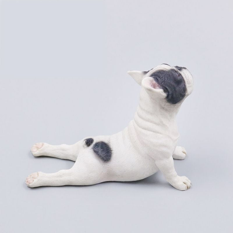 Statue Bouledogue Blanc Allongé — Édition Signature