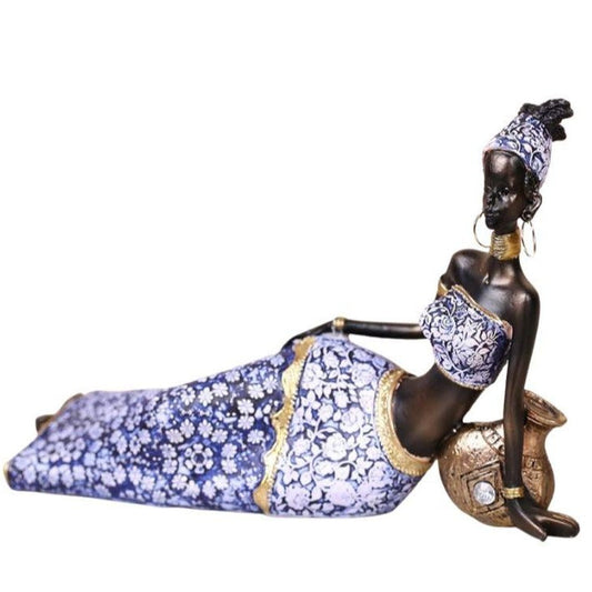 statue-femme-africaine-allongee