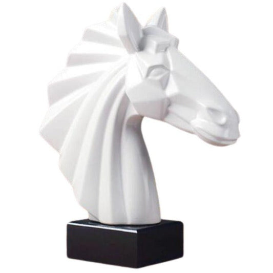 statue-cheval-exterieur-blanc