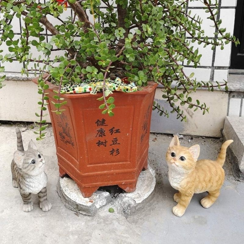 Statue de Jardin Chat Roux — Signature