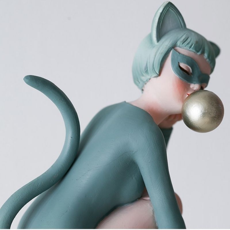 Statue Femme Lapin Vert — Édition Signature