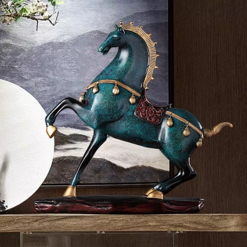 Édition Prestige : Cheval Asiatique Vintage en Résine