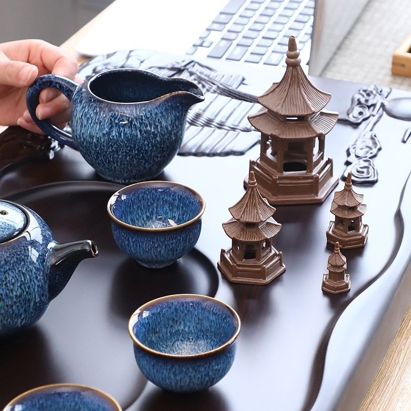 Statues Japonaises pour Jardin – Marron Signature