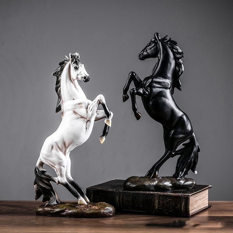 Statue Cheval - Patte en l'Air Noir - Collection Signature