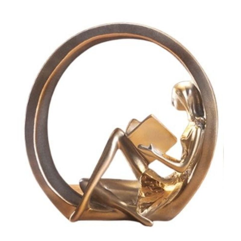 Statue Femme Assise Or — Édition Luxe