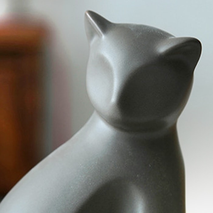 Statue Chat Assis — Édition Signature