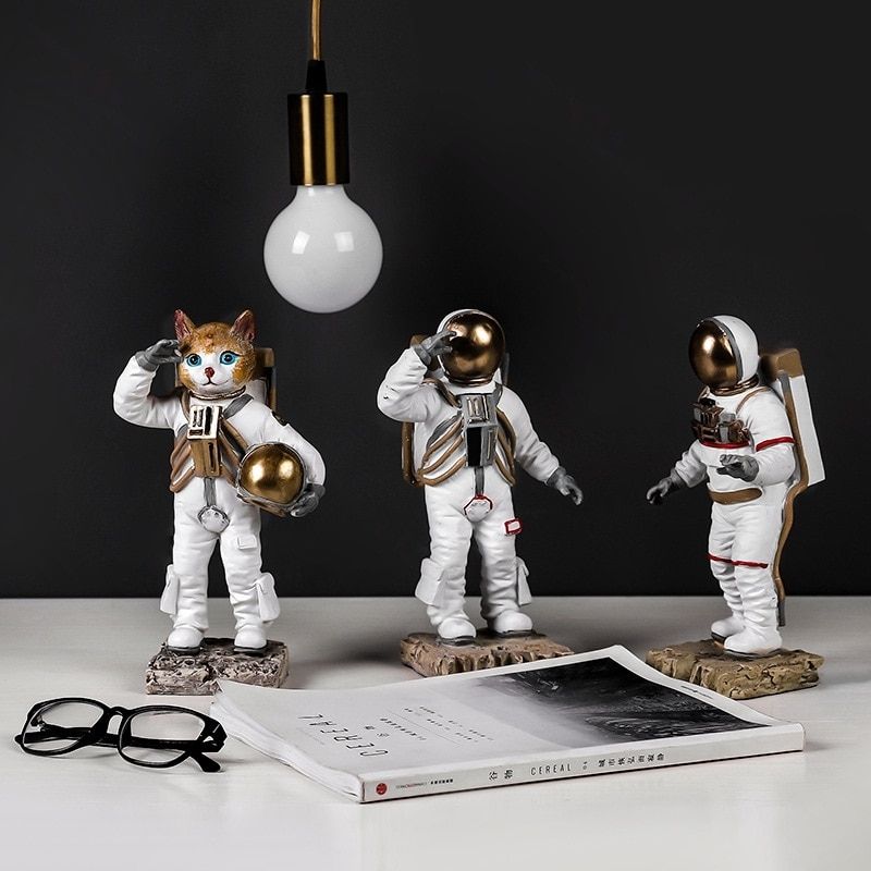 Statue du Chat Astronaute — Édition Signature