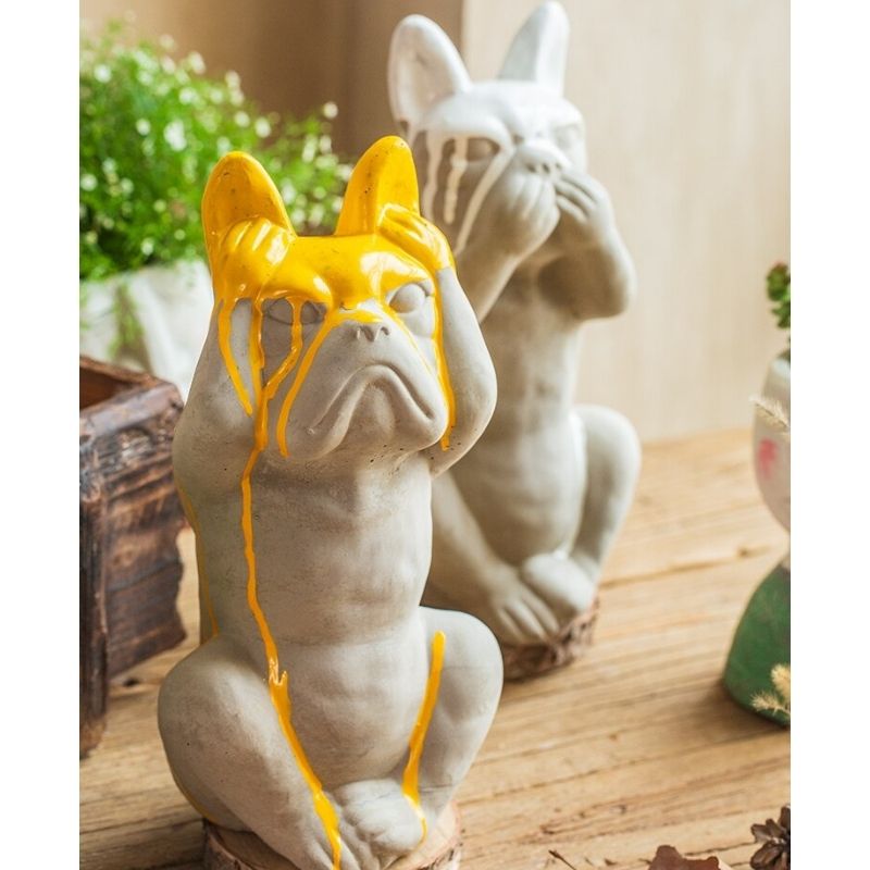 Bouledogue Studio: Statüe et Peinture