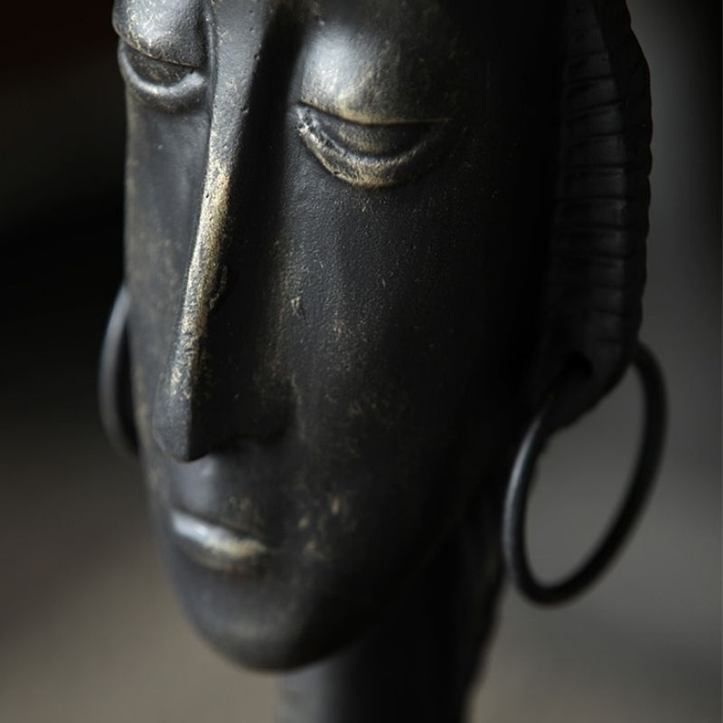 Statue Femme Africaine en Marbre – Édition Prestige
