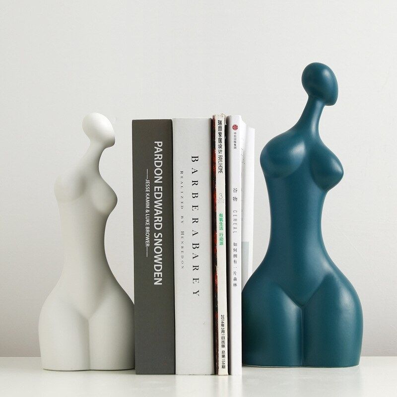 Statue Femme — Design Moderne