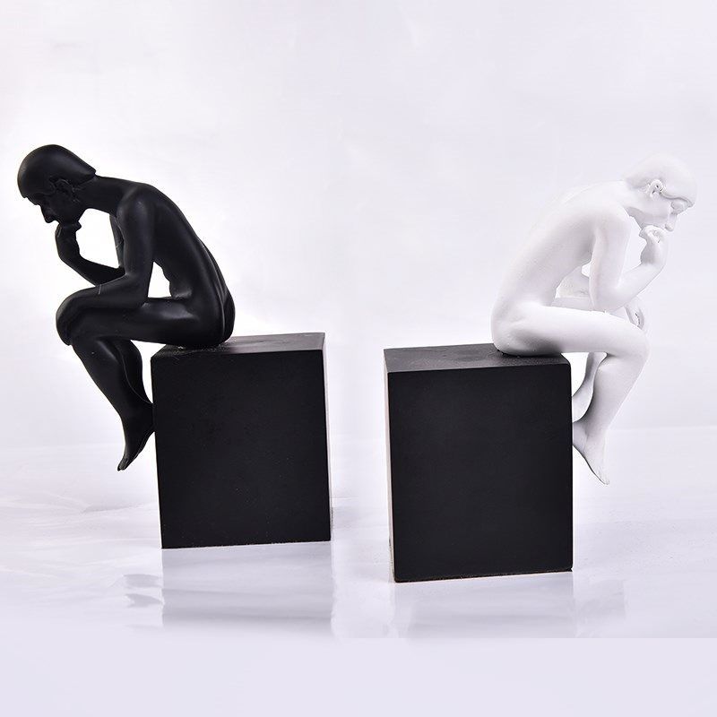 Statue Grecque — L’Homme Penseur