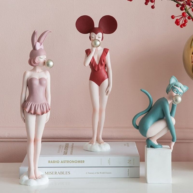Statue Femme Lapin Vert — Édition Signature