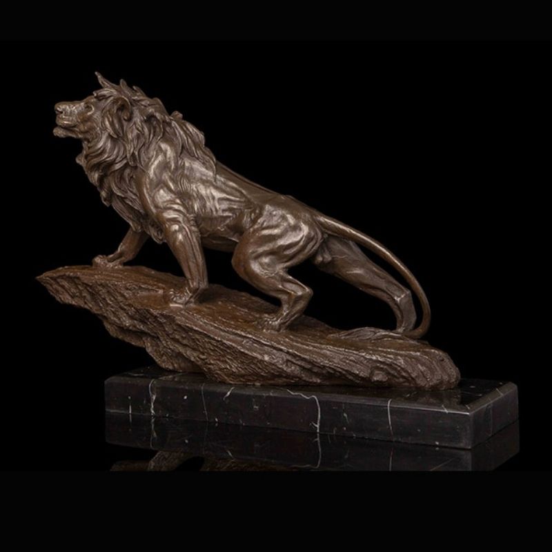 Statue Lion Design Studio