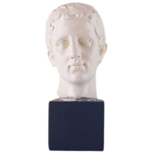 statue-grecque-masculin