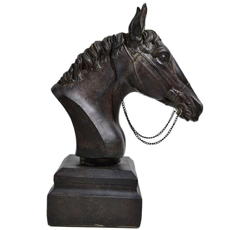 grosse-tete-de-cheval-statue