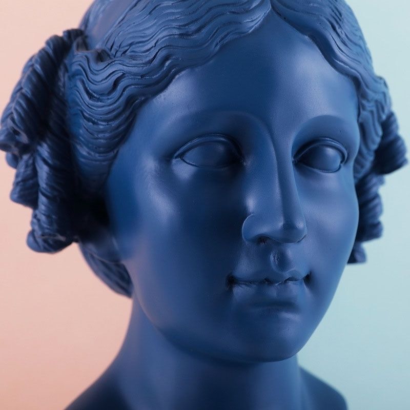 Statue Grecque Bleue – Femme Éternelle