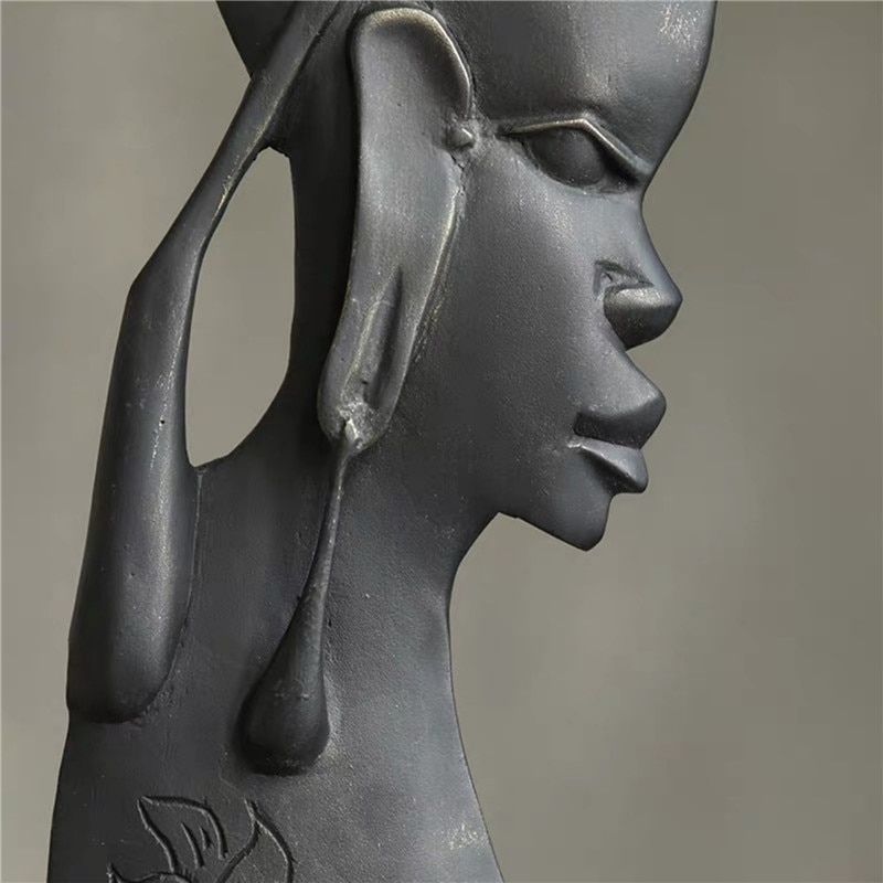 Statue Africaine Moderne — Édition Signature