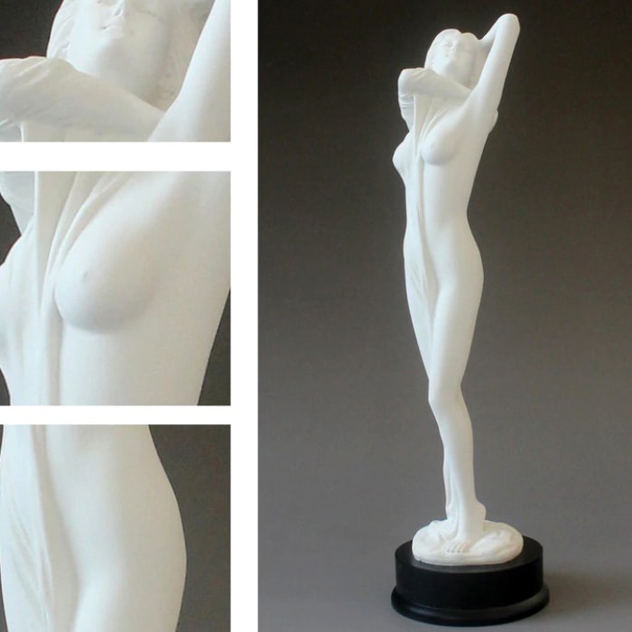 Miss Blanche — Statue Féminine