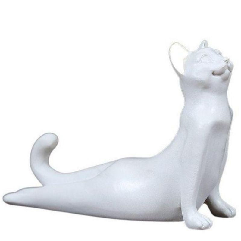 statue-de-chat-allonge