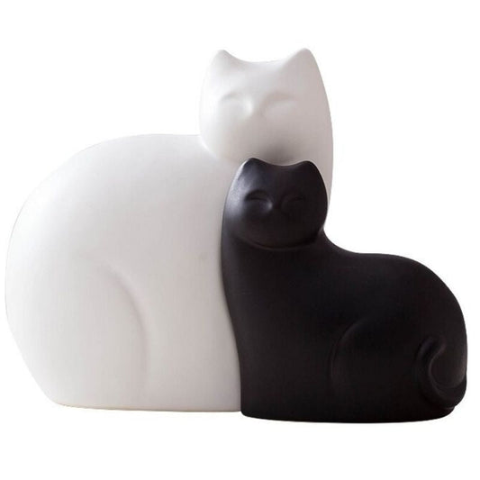 statue-chat-noir-blanc