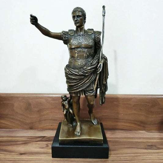 statue-dauguste-en-bronze