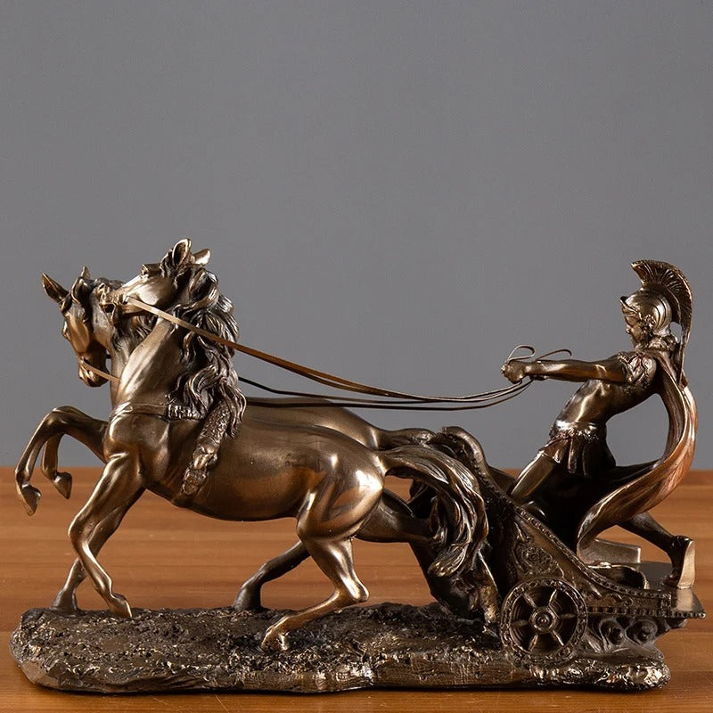 Statue Char Romain en Résine Dorée — Édition Prestige