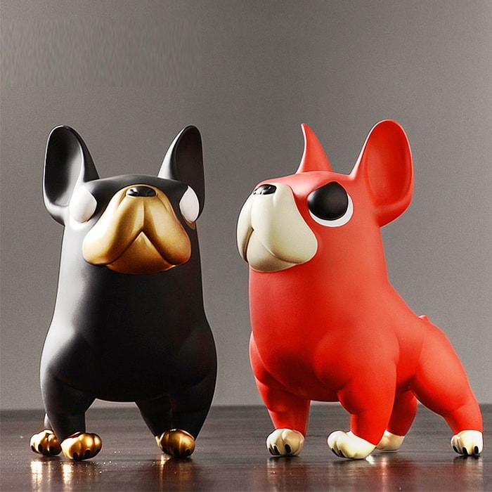 Kiki Le Féroce: Statue du Chien