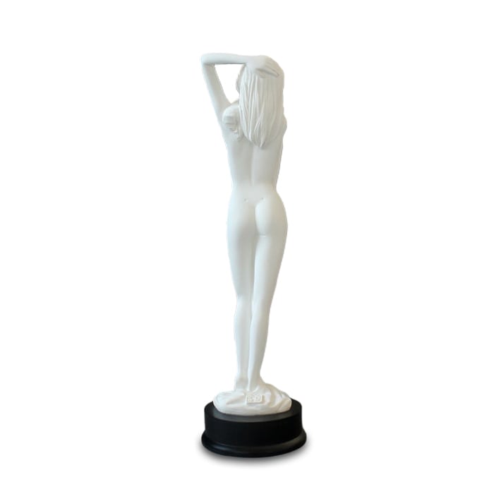Miss Blanche — Statue Féminine