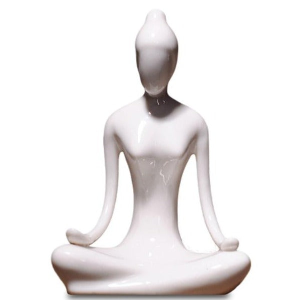 statue-femme-little-miss-yogi