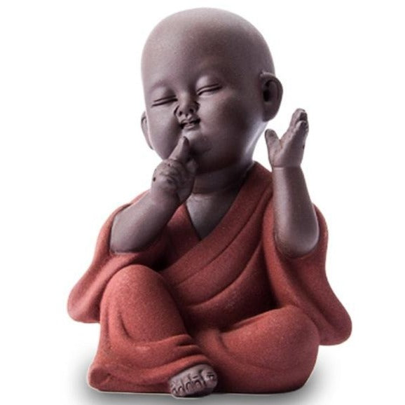 statue-bouddha-moine-orange